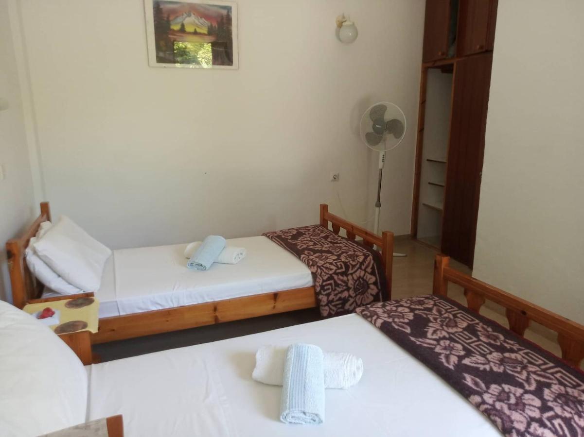 Villa Kaloudis Rooms Ájos Jeórjos Eksteriør bilde