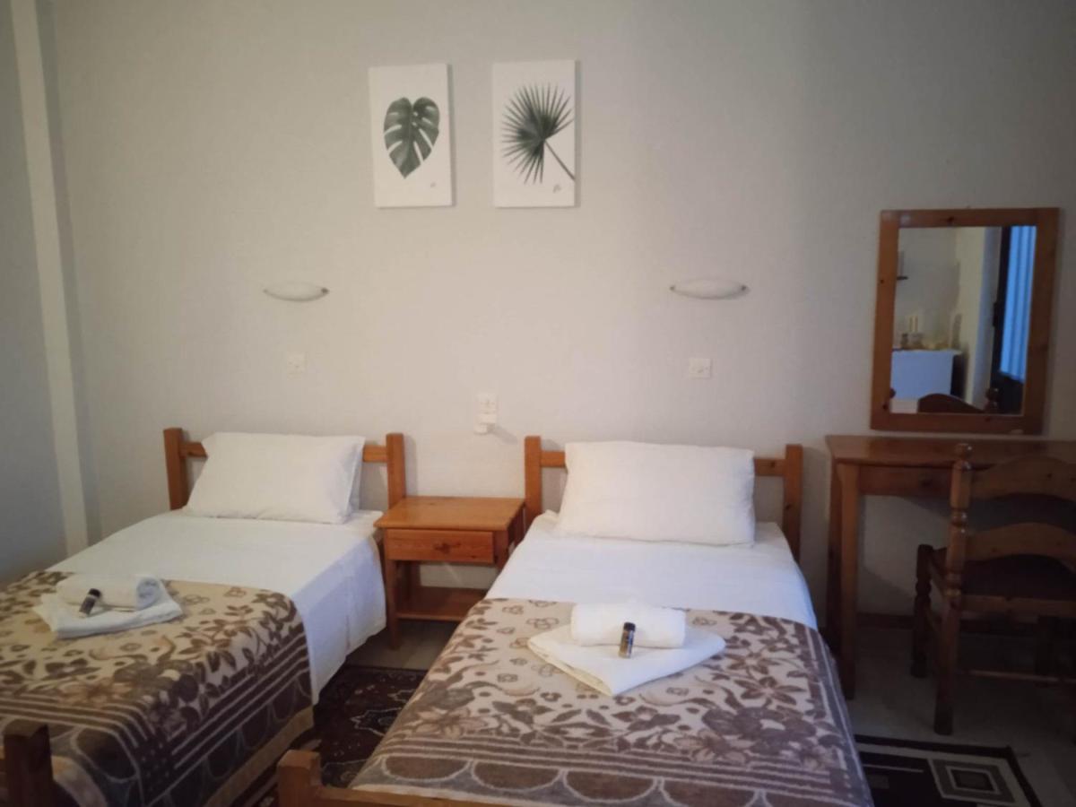 Villa Kaloudis Rooms Ájos Jeórjos Eksteriør bilde