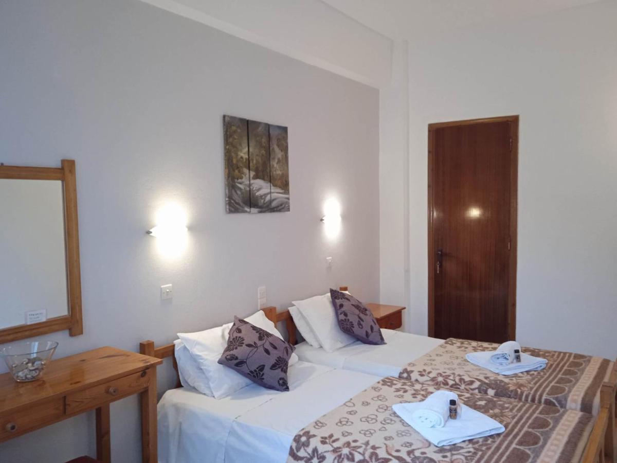 Villa Kaloudis Rooms Ájos Jeórjos Eksteriør bilde