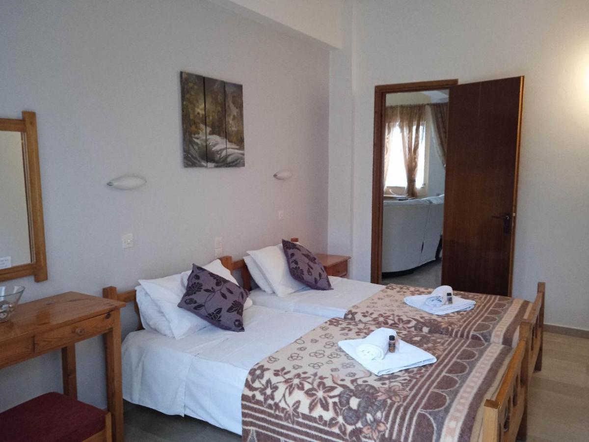 Villa Kaloudis Rooms Ájos Jeórjos Eksteriør bilde